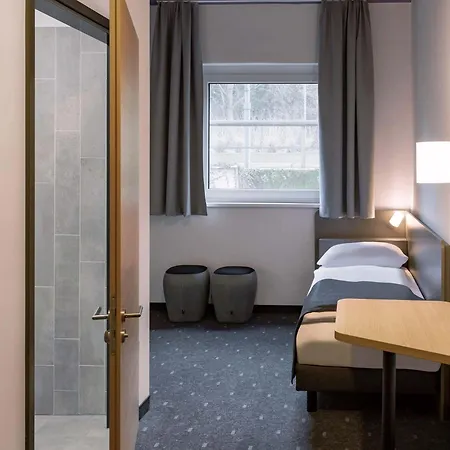 Hotell B&B Hotel Idar-Oberstein 3*