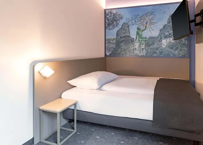 B&B Hotel Idar-Oberstein מלון 3*