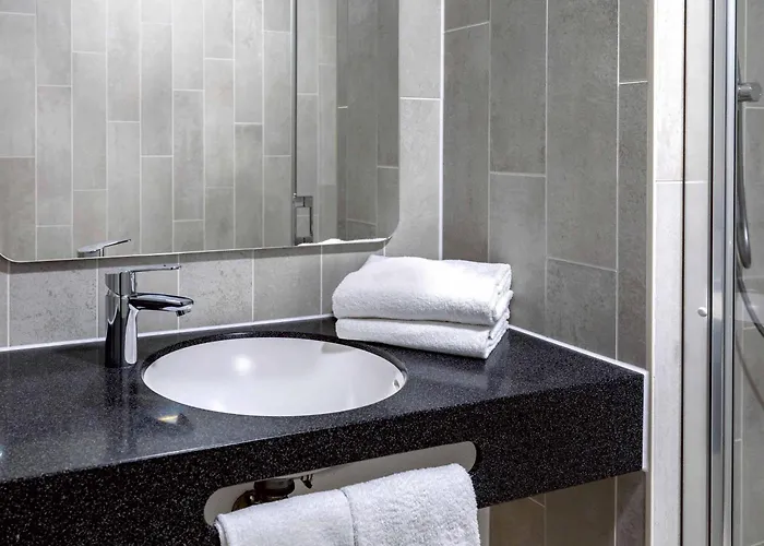 Hotel B&B Hotel Idar-Oberstein 3*