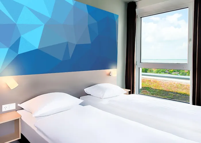 B&B Hotel Idar-Oberstein 3*